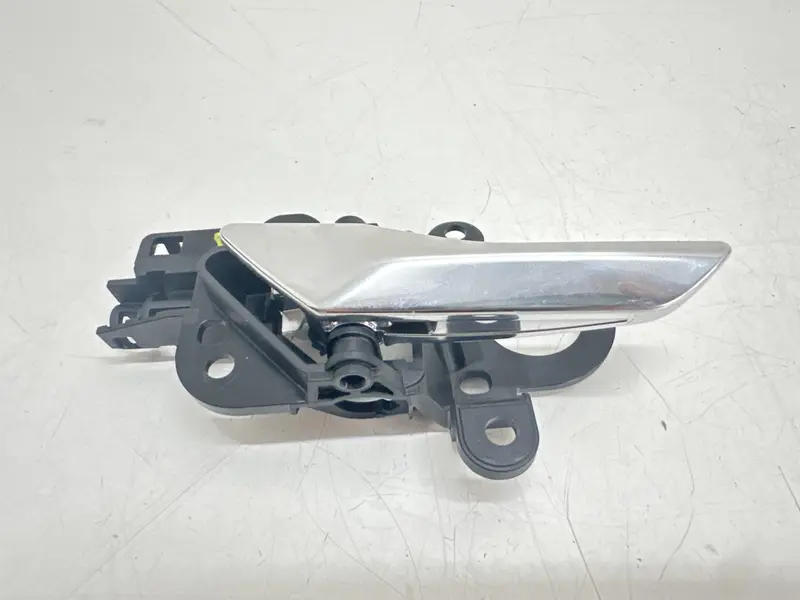Maniglia interna Posteriore Sinistra LAND ROVER Range Rover Evoque Serie (18>) LR115616 LK7222601AA Diesel/Hybrid 2.0
