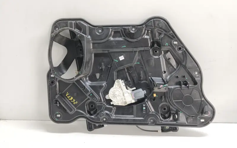 Meccanismo alzavetro Ant. SX FIAT Freemont 1° Serie K68103379AB 962581101 Diesel 2.0