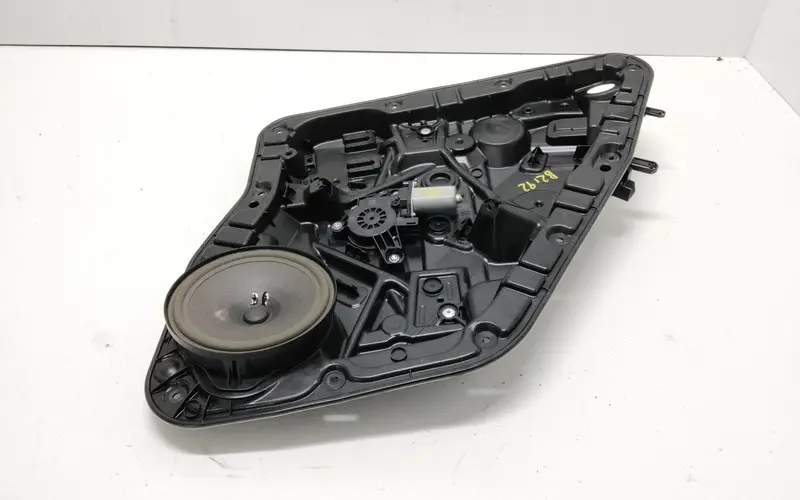 Meccanismo alzavetro Post. DX MERCEDES Classe A Serie (W177) (18>) A1777300402 A2477230200 Benzina 1.3