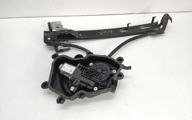 Meccanismo alzavetro Post. DX SEAT Ibiza Serie (08>12) 6J4839462A 6R0959812 Bifuel/Gas 1.2 (08>12)