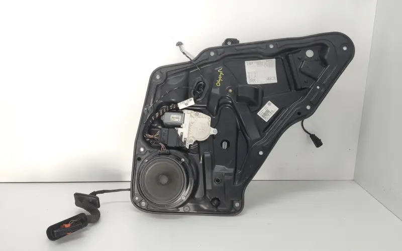 Meccanismo alzavetro Post. DX VOLKSWAGEN Tiguan 1° Serie 5N0839730M Diesel 2.0 (07>11)