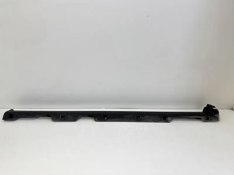 Minigonna Laterale Destra LAND ROVER Discovery Sport (L550) (14>18) LR156946 LR156946 Diesel 2.0 (14>18)