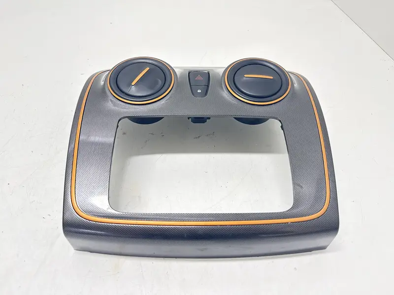 Modanatura Centrale Cruscotto DACIA Sandero Serie STEPWAY 682607310R 682603655R Diesel 1.5 (12>21)