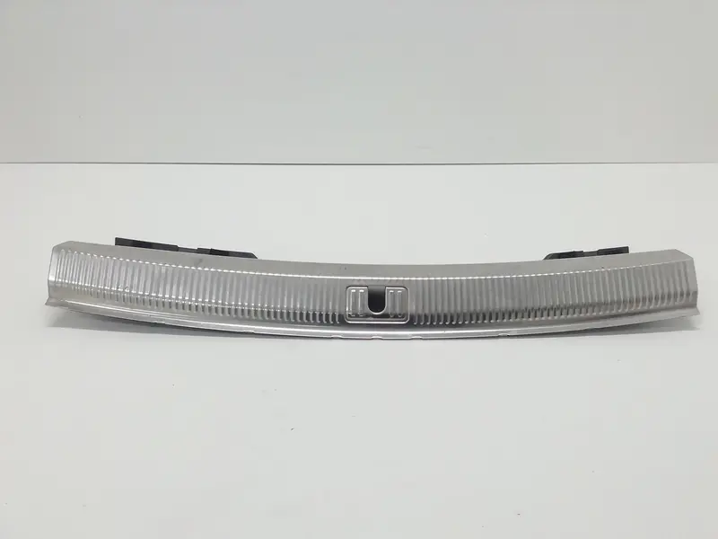 Modanatura Copribagagliaio AUDI A4 Avant (8K5) (08>15) 8K9864483 Diesel 2000 (08>15)