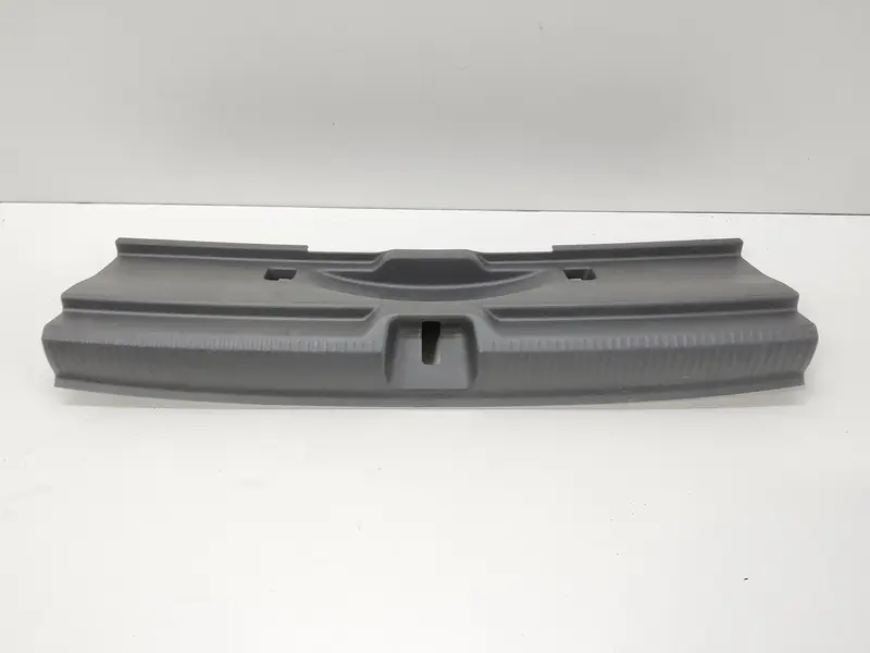 Modanatura Copribagagliaio AUDI Q2 Serie (GAB) (16>) 81A863471E Diesel 1.6