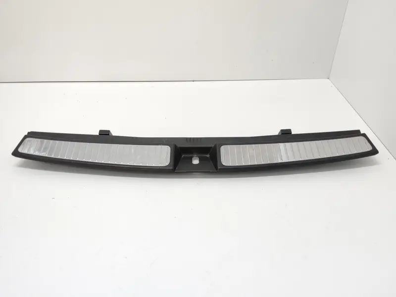Modanatura Copribagagliaio MERCEDES Classe GLK Serie (X204) (08>15) A2046901987 Diesel 2.0 (08>15)