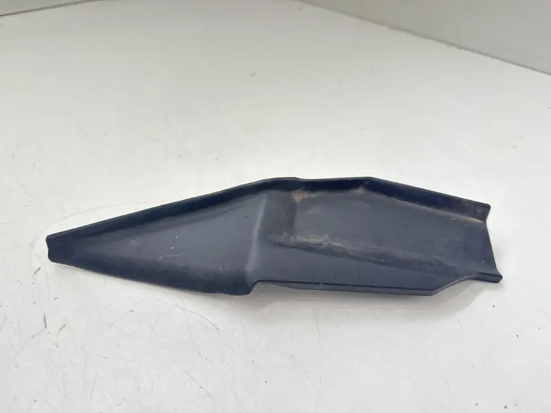 Modanatura parabrezza PEUGEOT 208 Serie (19>) 9823301980 Benzina