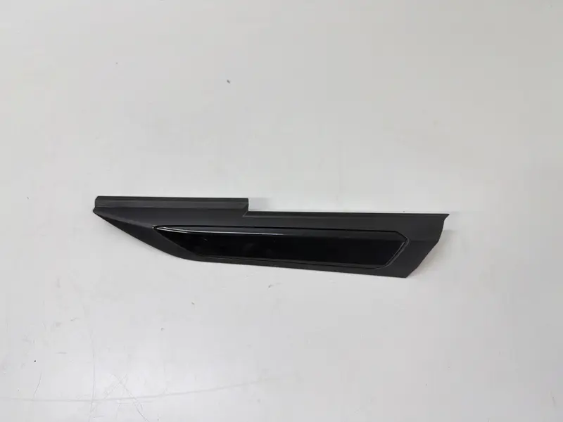 Modanatura parafango ant SX PEUGEOT 2008 Serie (19>) 9825861580 Benzina