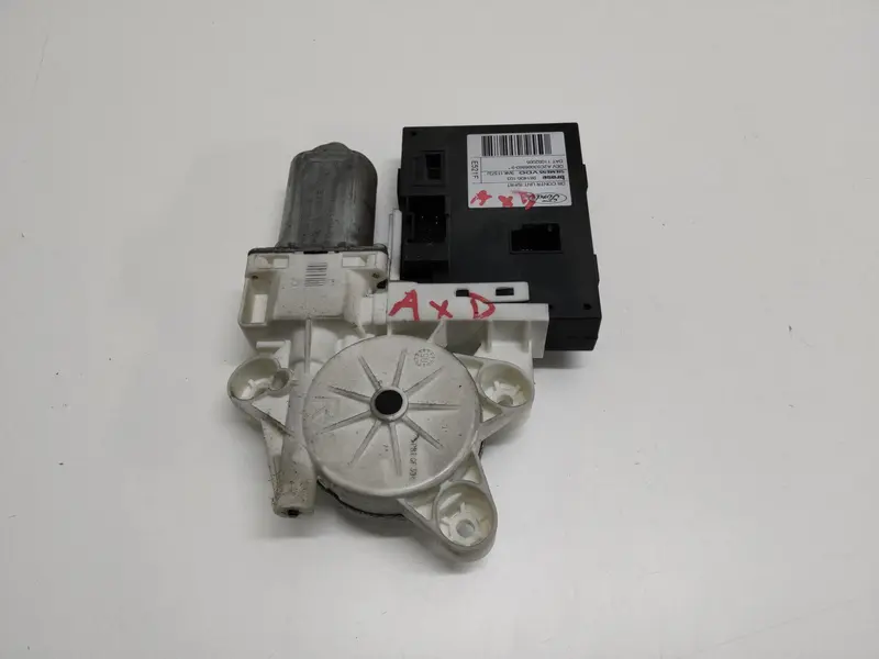 Motorino Alzavetro anteriore destra FORD Focus S. Wagon 3° Serie 1480776 981406-103 Diesel 1.8 (04>08)