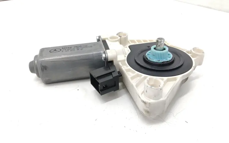 Motorino Alzavetro anteriore destra MERCEDES Classe A W169 4° Serie A1698204242 A1698204442 Diesel 2.0