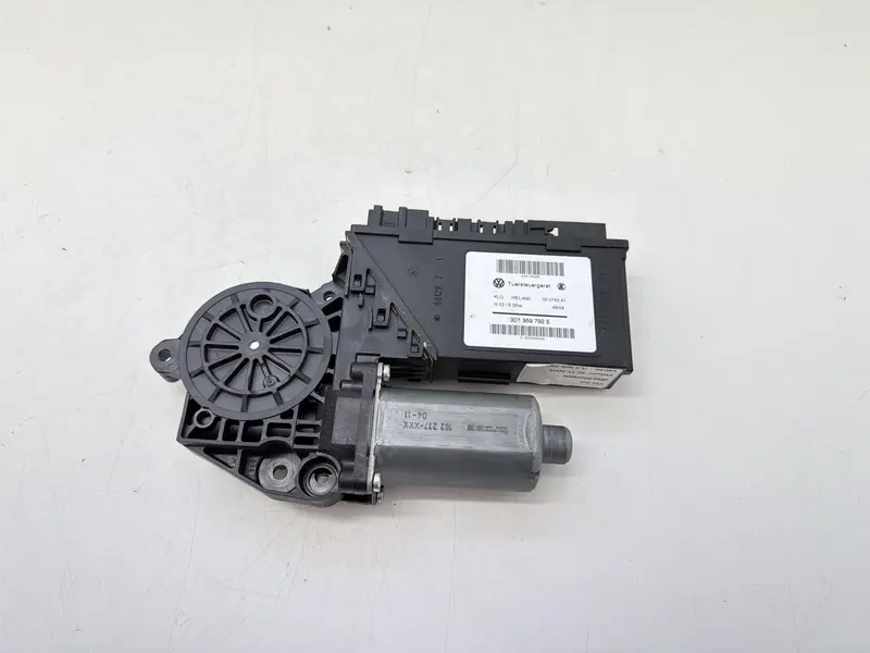Motorino Alzavetro anteriore destra PORSCHE Cayenne 1° Serie 95562470202 3D1959792E Benzina 3.2 (02>07)