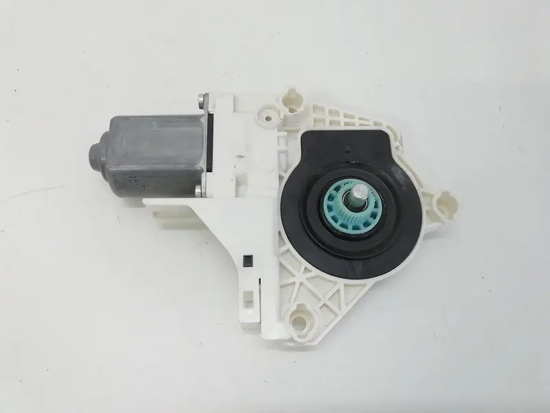 Motorino Alzavetro posteriore destra AUDI A4 Berlina (07>10) 8K0959812A Benzina (07>10)