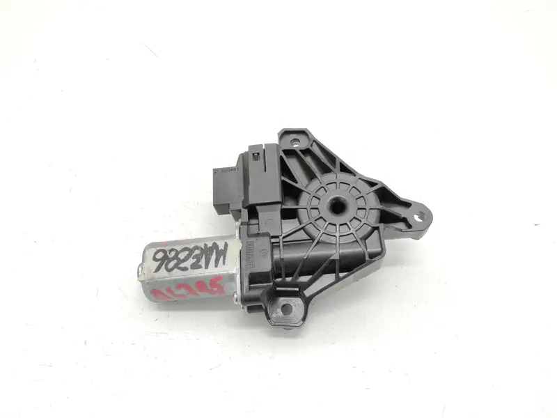 Motorino Alzavetro posteriore destra MERCEDES GLC Serie (W253) (15>) A2139060602 Diesel 2.2
