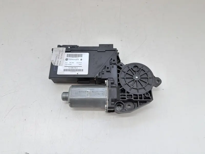 Motorino Alzavetro posteriore destra PORSCHE Cayenne 1° Serie 95562470400 7L0959794A Benzina 3.2 (02>07)