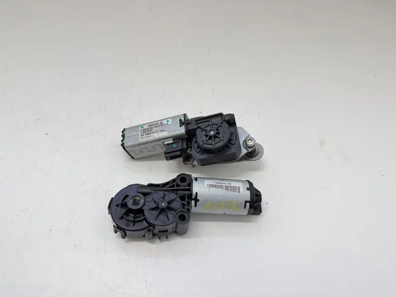 Motorino regolazione sedile DX ALFA ROMEO Stelvio Serie (949_) (16>) 118693206 Benzina