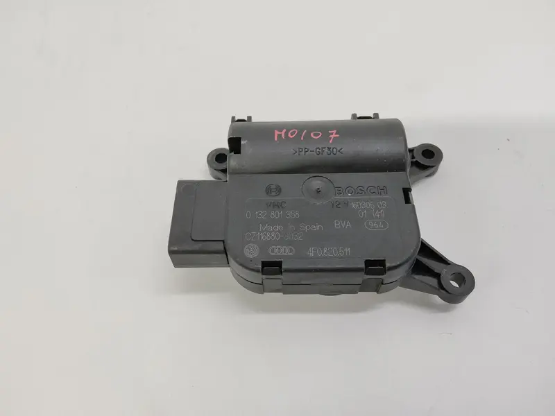 Motorino riscaldamento AUDI A6 Berlina Serie C4 (4A2) (94>97) 4F0820511 0132801358 Diesel 2000 (94>97)