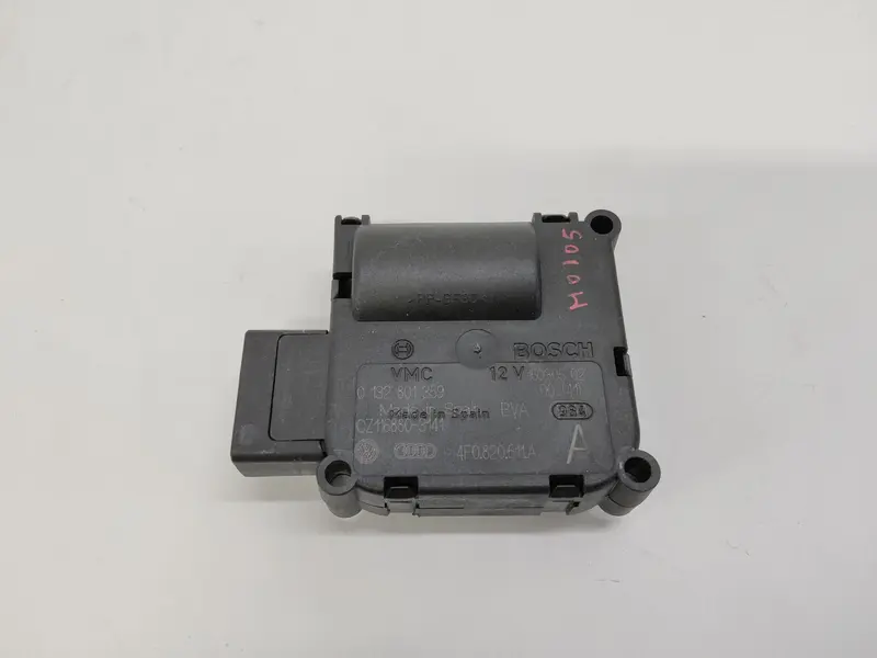 Motorino riscaldamento AUDI A6 Berlina Serie C4 (4A2) (94>97) 4F0820511A 0132801359 Diesel 2000 (94>97)