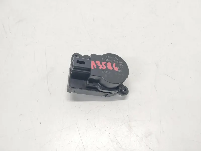 Motorino riscaldamento FORD Focus Berlina 6° Serie AV6N-19E616-AA Diesel 2.0 (15>18)