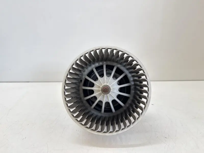 Motorino ventilazione abitacolo LAND ROVER Discovery Sport (L550) (14>18) LR112269 9415188 Diesel 2.0 (14>18)