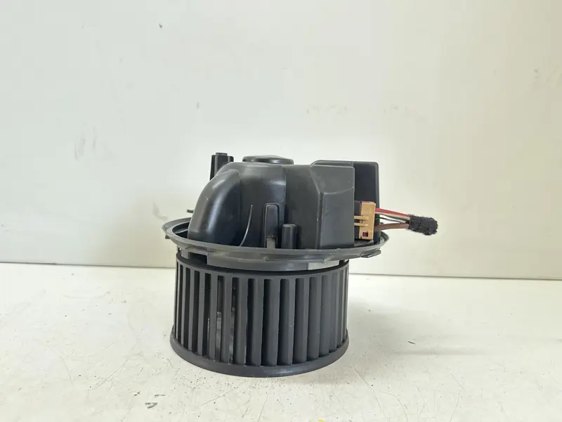 Motorino ventilazione abitacolo VOLKSWAGEN Golf 5 Berlina (03>08) 1K1819015 1K1820015C Diesel 2.0 (03>08)