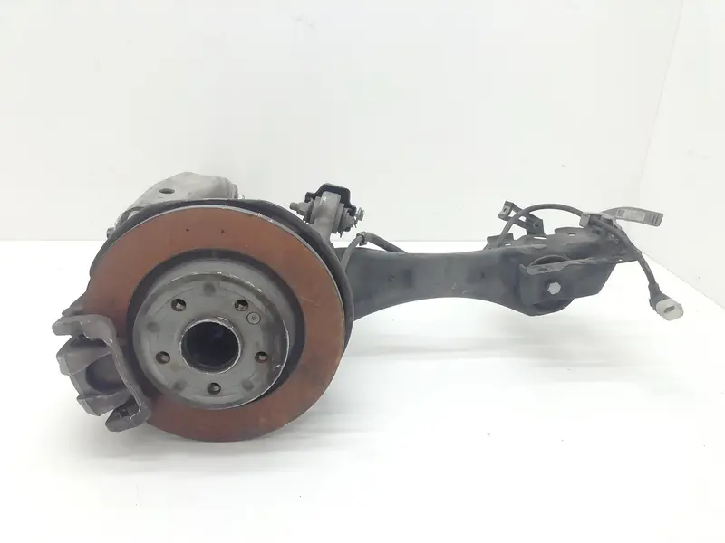 Mozzo Posteriore Sinistro MERCEDES Classe B Serie (W247) (18>21) A2474230398 Diesel 1500 (18>23)