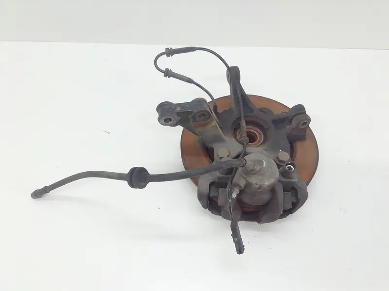 Mozzo ruota anteriore destra passeggero RENAULT Clio Serie IV (12>19) 410008142R Diesel 1500 (12>19)