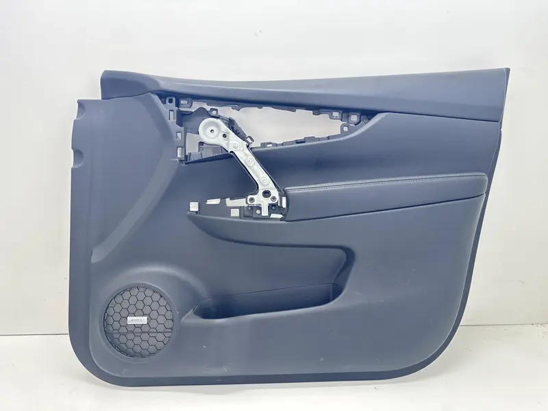 Pannello anteriore destro NISSAN X-Trail Serie (T32) (14>18) 809007FR3A 809104CE0A Diesel 2.0 (14>18)