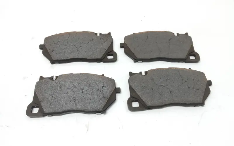 Pastiglie freni AUDI A6 RS6 Avant Serie C8 (4A5) (18>) 4M8615115F Benzina