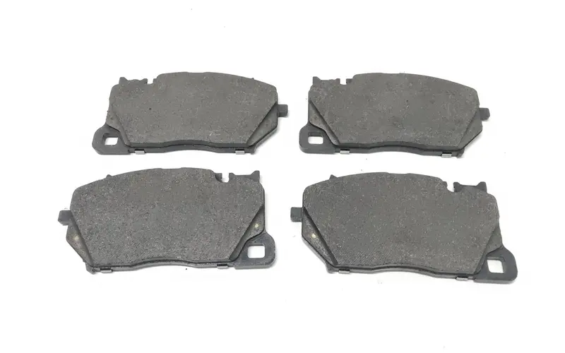 Pastiglie freni AUDI A6 RS6 Avant Serie C8 (4A5) (18>) 4M8615115J Benzina
