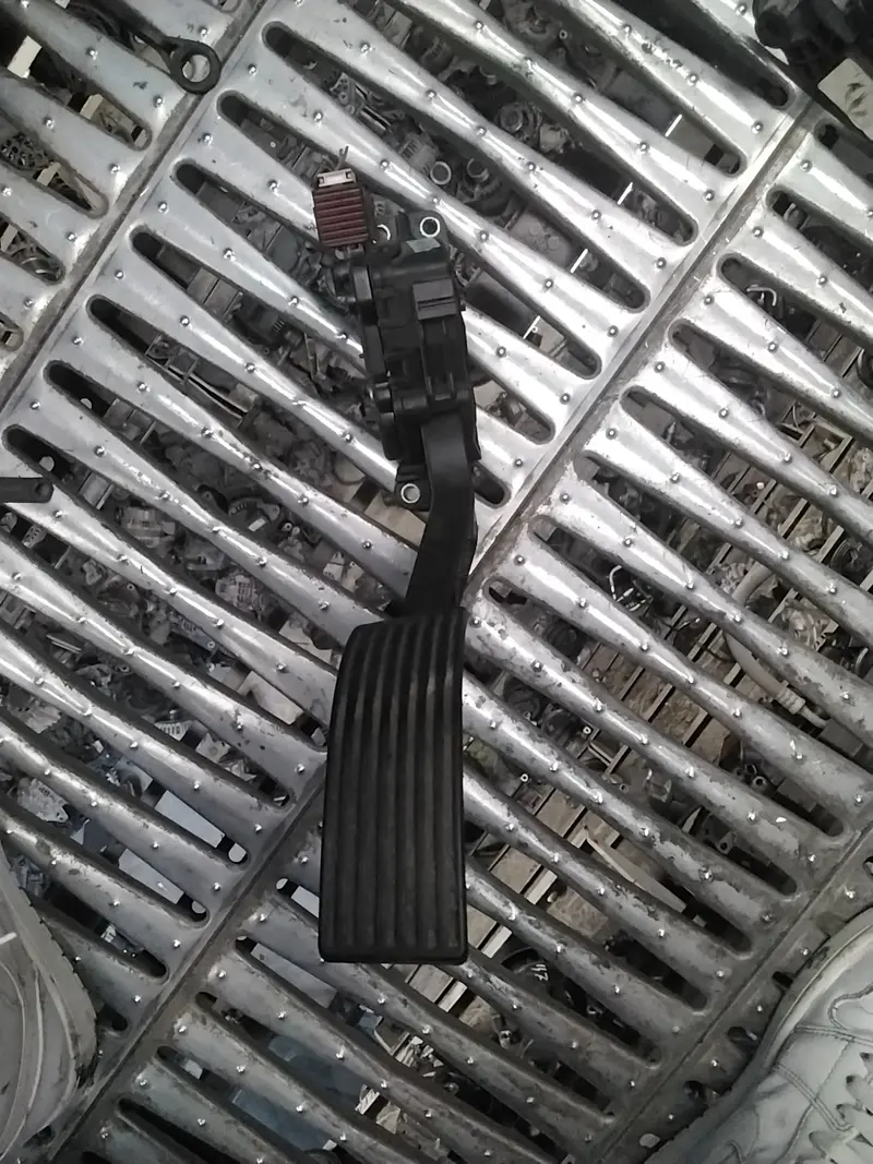 Pedale acceleratore alfa romeo 159 codice 6PV0088600