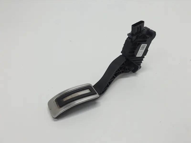 Pedale acceleratore AUDI Q3 Serie (F3B) (18>) 5Q1723503L 6PV010621 Diesel 2000