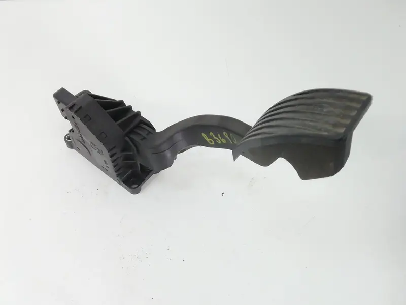 Pedale acceleratore FIAT 500 L Serie (351_352) (12>) 55702020 Diesel 1600