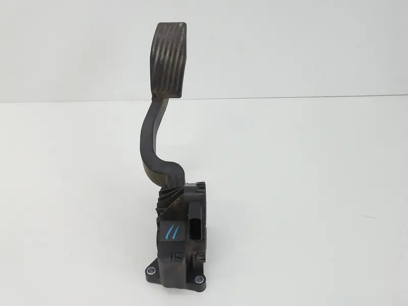 Pedale acceleratore FIAT Punto EVO 55702020 Diesel 1300 (09>12)