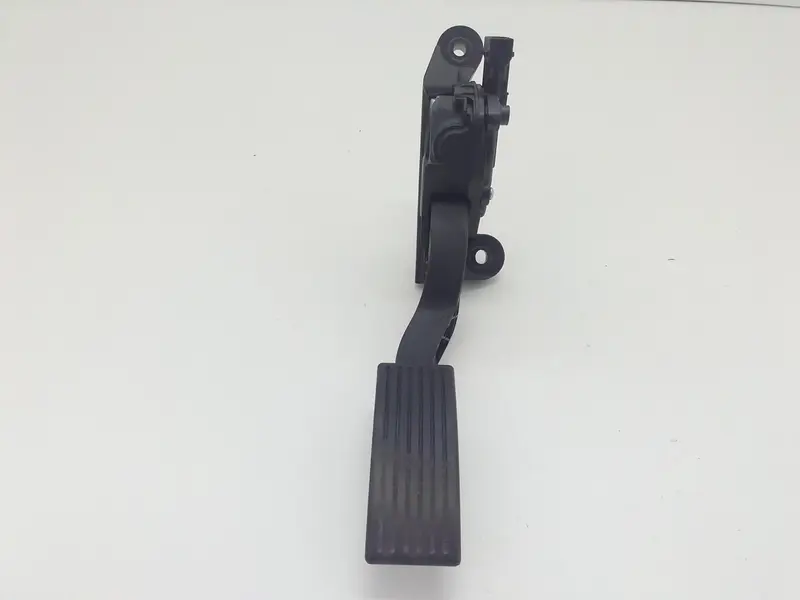 Pedale acceleratore HYUNDAI i10 2° Serie 32700-1RXXX Bifuel/Gas 1000 (11>13)