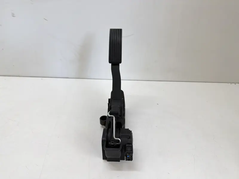 Pedale acceleratore MERCEDES Classe A W169 3° Serie A1693000304 A1693000304 Diesel 2.0 (04>08)