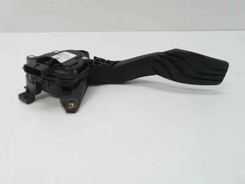 Pedale acceleratore NISSAN Micra Serie 18002 5FA0B Benzina 1000 (17>>)