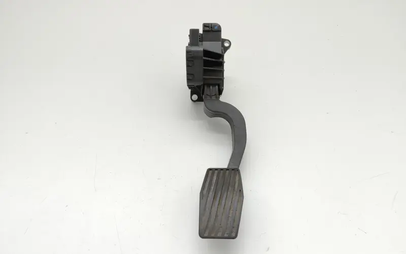 Pedale acceleratore OPEL Corsa D 3P 1° Serie 13305804 55702020 Benzina 1.2