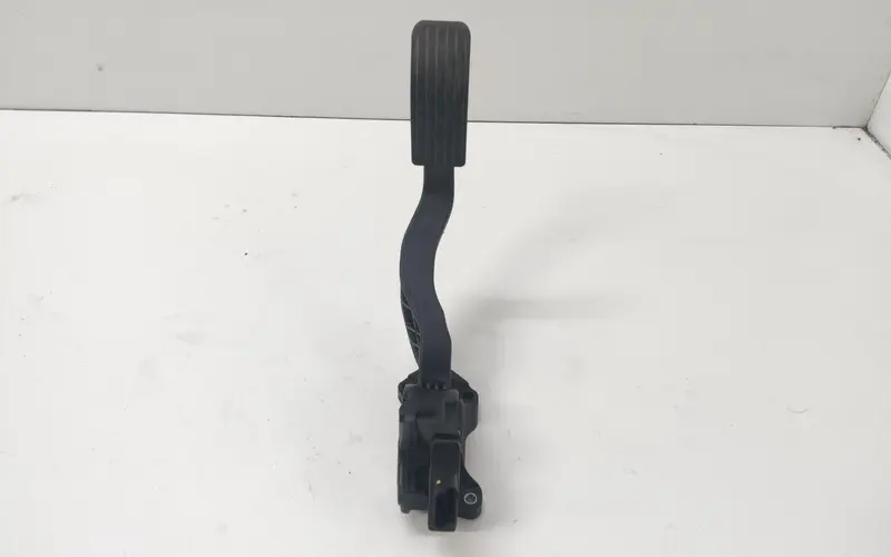 Pedale acceleratore PEUGEOT 308 Serie (07>14) 9835904480 968153038000 Diesel 2.0 (07>14)