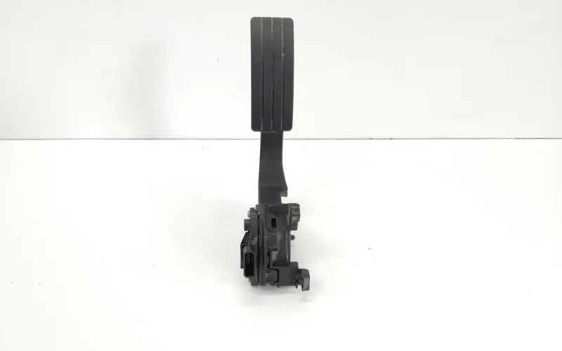 Pedale acceleratore RENAULT Clio Serie IV (12>19) 180029347R 180029347R Diesel 1.5 (12>19)