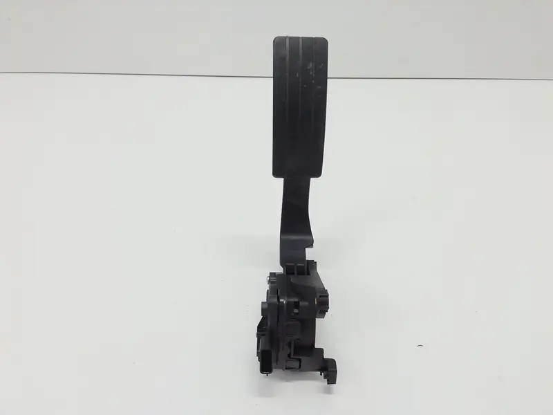 Pedale acceleratore RENAULT Clio Serie IV (12>19) 180029347R Diesel 1500 (12>19)