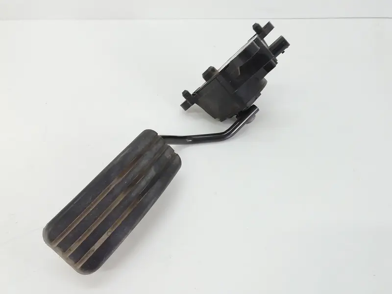 Pedale acceleratore RENAULT Megane ll S. Wagon (06>08) 8200153270 Diesel 1900 (06>08)
