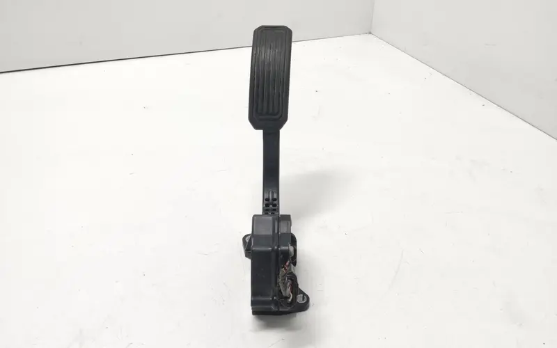 Pedale acceleratore TOYOTA Rav4 4° Serie 7811042011 7811042010 Diesel 2.2 (05>09)