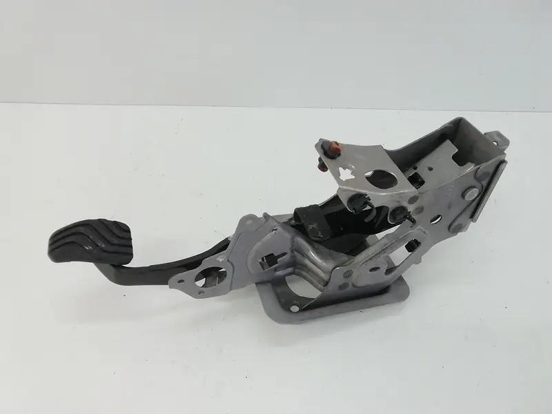 Pedale Freno NISSAN Micra Serie Benzina 1000 (17>>)