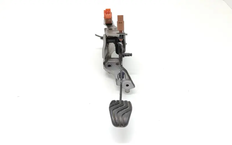 Pedale frizione NISSAN Micra Serie (K14) (17>) 465035FD0B Diesel 1.5