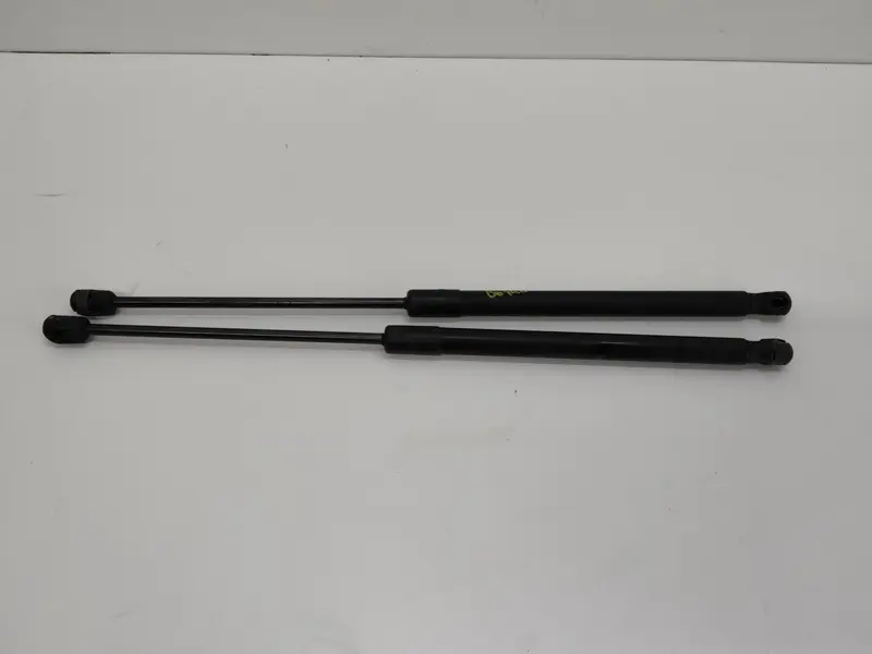 Pistoncini cofano Post. AUDI A4 Avant (8K5) (08>15) 8K9827552B Diesel 2000 (08>15)