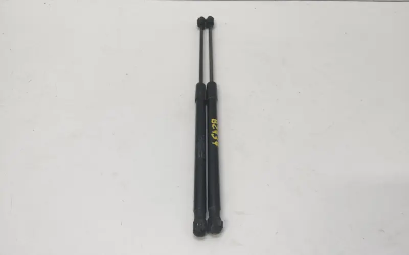 Pistoncini cofano Post. MERCEDES Classe A W169 3° Serie A1697400045 A1697400345 Diesel 2.0 (04>08)