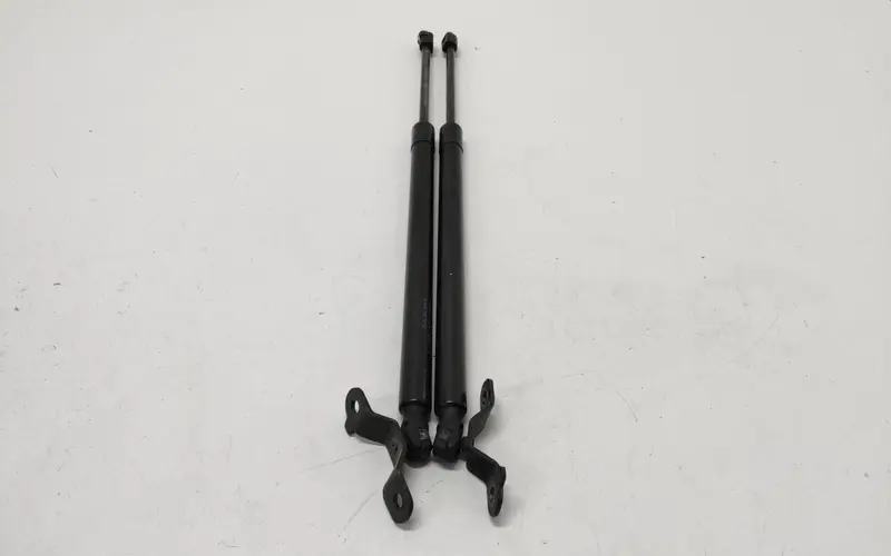 Pistoncini cofano Post. MERCEDES ML W164 3° Serie A1647400145 A1647400245 Diesel 3.0 (05>11)