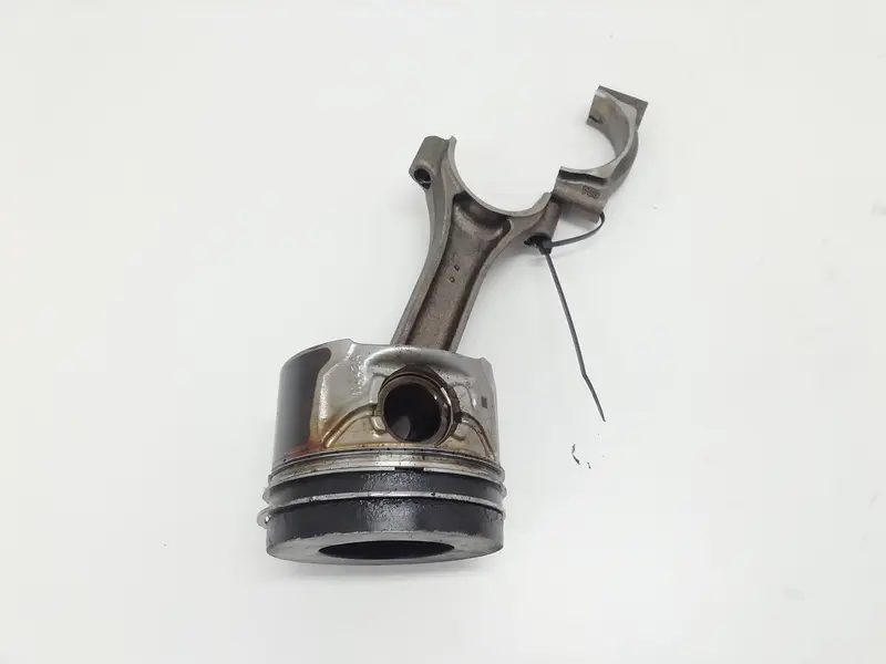 Pistone motore BMW Serie 1 F20 (11>19) 11258571166 11258519401 Diesel 1500 (11>19)