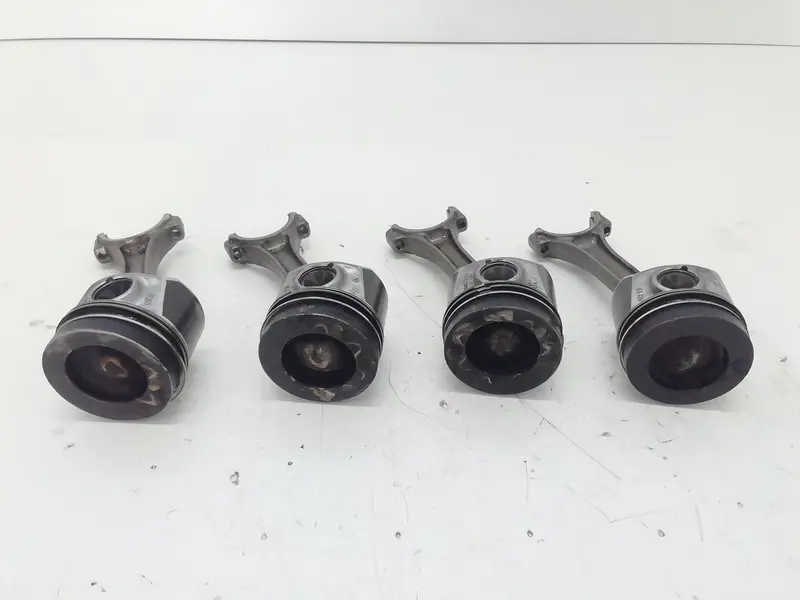 Pistone motore VOLKSWAGEN T-CROSS Serie (19>) 04B107065F 04B107065 Diesel 1600
