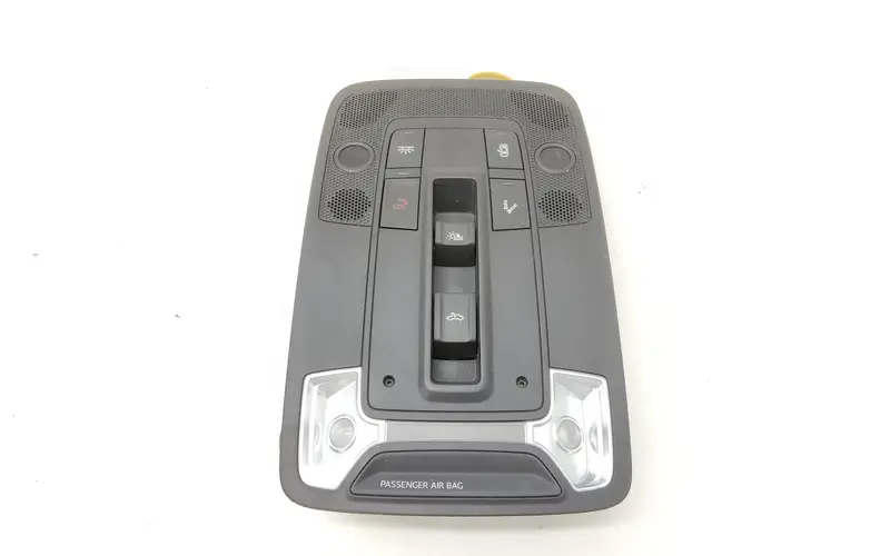 Plafoniera AUDI Q3 RSQ3 Sportback Serie (F3N) (19>) 81A947135CM Benzina 2.5